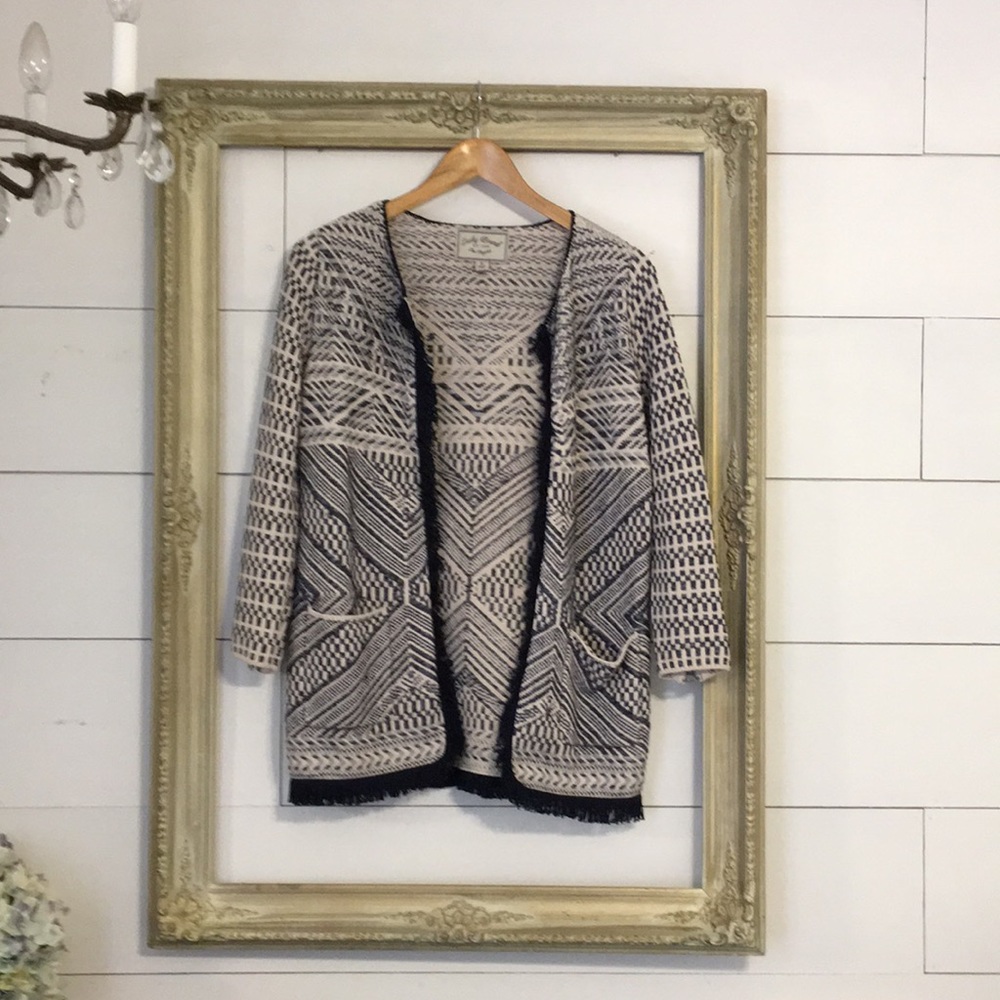 LUCKY BRAND LIKE NEW Navy Fringe Sweater Small